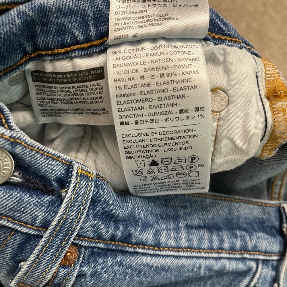 Levi's 501 Women's Skinny Jeans in Classic Blue - Picture 7 of 10